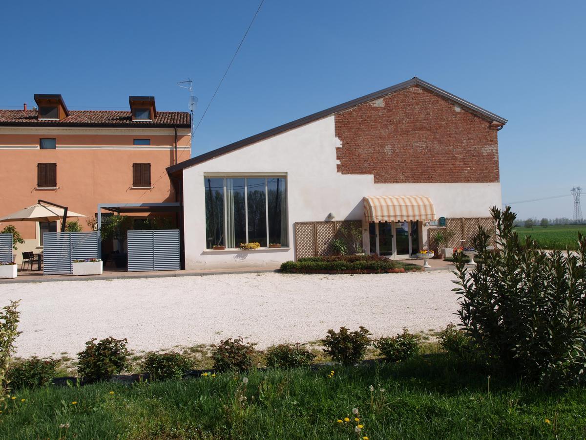 La Cascina Del Sole Pansiyon Rivarolo del Re ed Uniti Dış mekan fotoğraf