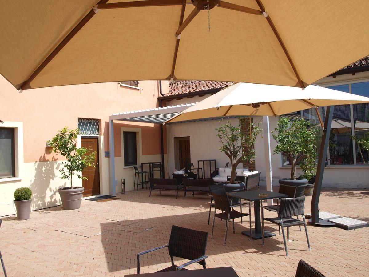 La Cascina Del Sole Pansiyon Rivarolo del Re ed Uniti Dış mekan fotoğraf